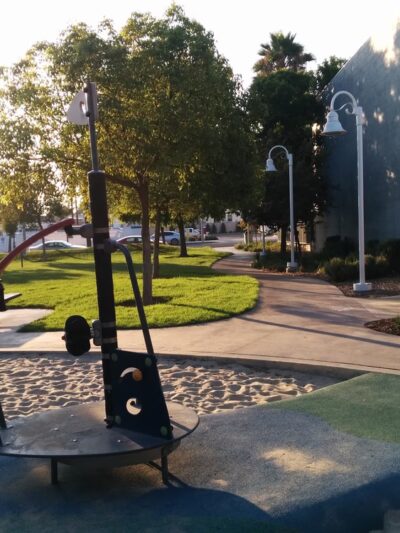 Robert R. Ovrom Park and Community Center - Burbank, CA