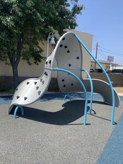 Robert R. Ovrom Park and Community Center - Burbank, CA