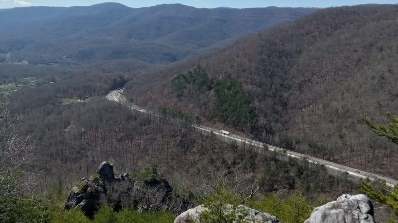 Bruce Gap (Cove Creek) Trailhead of the Cumberland Trail - Caryville, TN