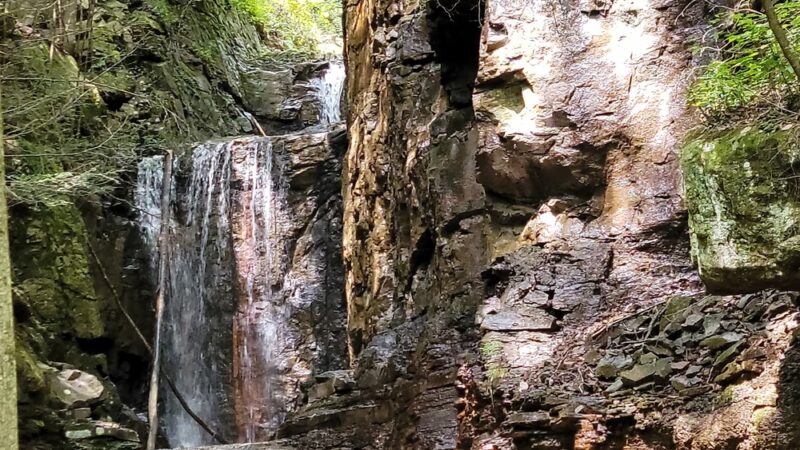 Bruce Gap (Cove Creek) Trailhead of the Cumberland Trail - Caryville, TN