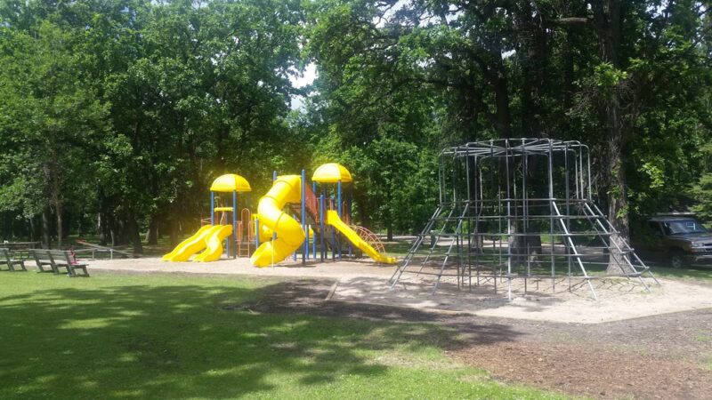 Cavalier City Park - Cavalier, ND