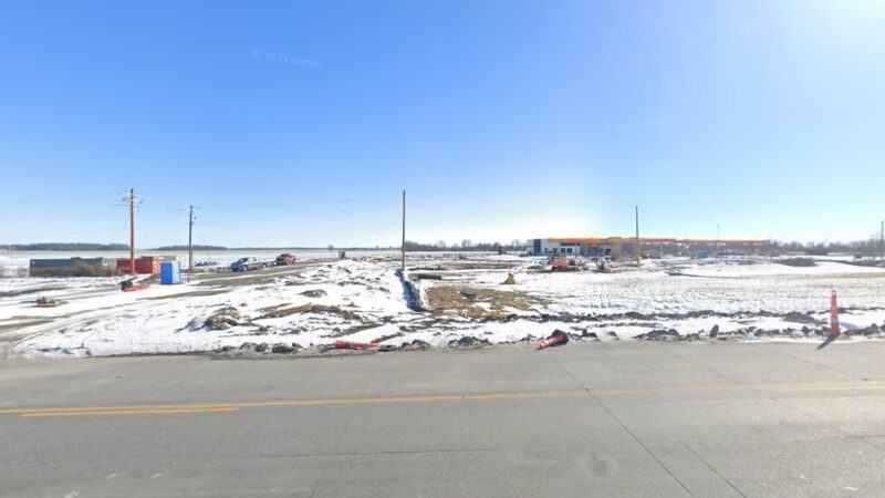 Dog Park at Love's Travel Stops - Charleston, MO