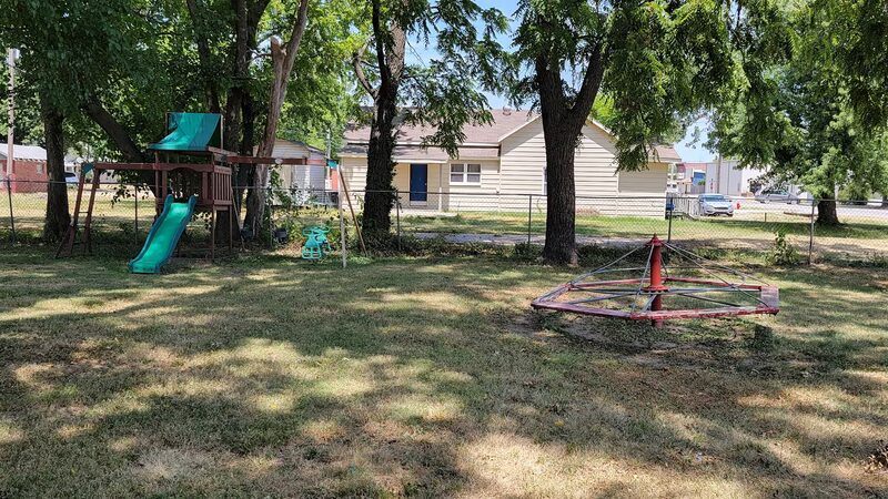 Albert Pouch Park - Cherokee, KS