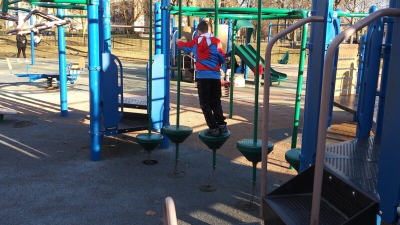 Kennedy (Dennis) Park - Chicago, IL