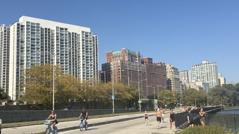 Lakefront Trail - Belmont Harbor - 3200 N - Chicago, IL