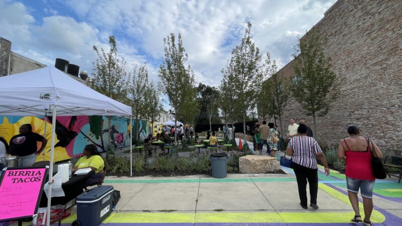 POPGrove! Community Plaza - Chicago, IL