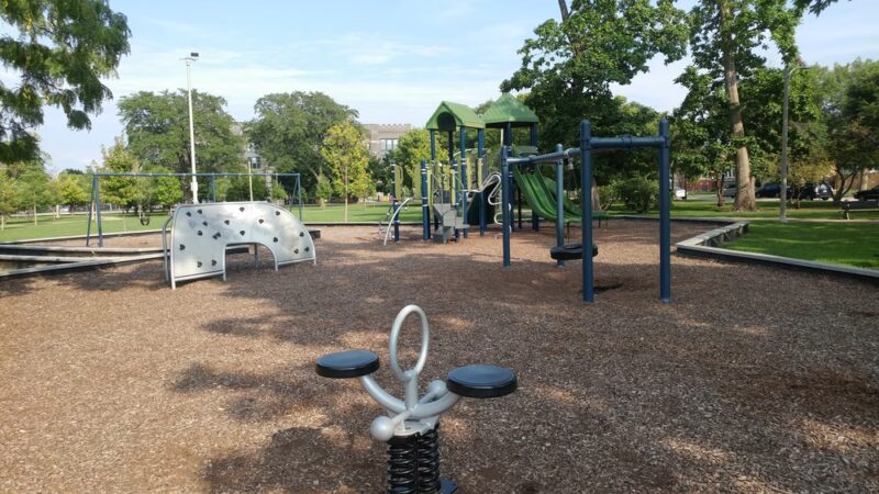 Roberts (David) Square Park - Chicago, IL