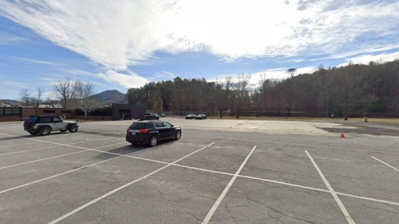 Clayton City Hall Dog Walk Area - Clayton, GA