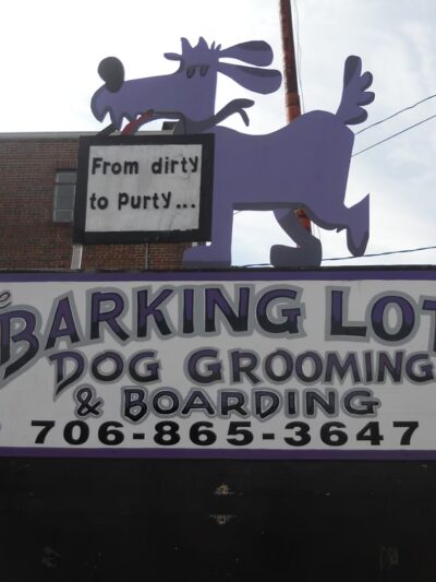 Barking Lot - Cleveland, GA