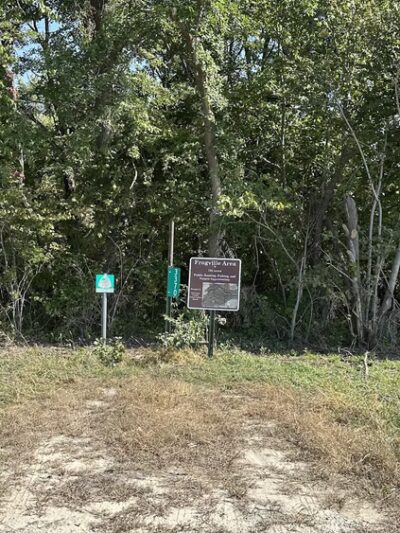 Frogville Access County Park - Coggon, IA