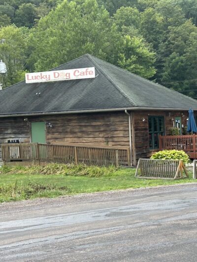 Lucky Dog Café - Confluence, PA