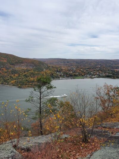 Storm King State Park— Howell Trailhead - Cornwall-On-Hudson, NY