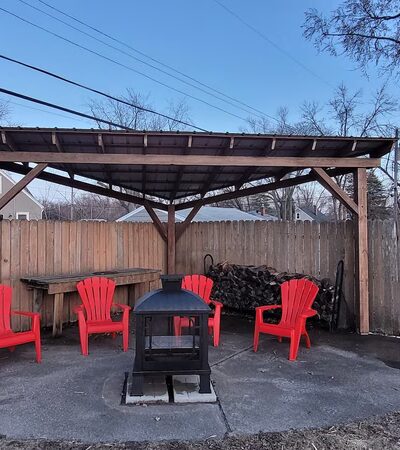 Crystal Sniffspot- PRIVATE RENTAL Dog Park - Crystal, MN