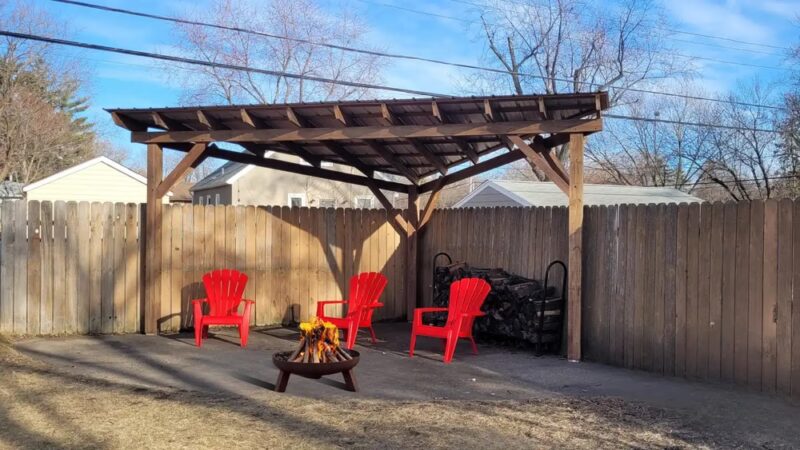 Crystal Sniffspot- PRIVATE RENTAL Dog Park - Crystal, MN