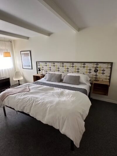 The Billy Motel & Bar / ISH Kitchen - Davis, WV