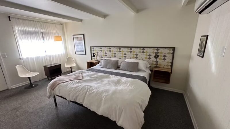 The Billy Motel & Bar / ISH Kitchen - Davis, WV