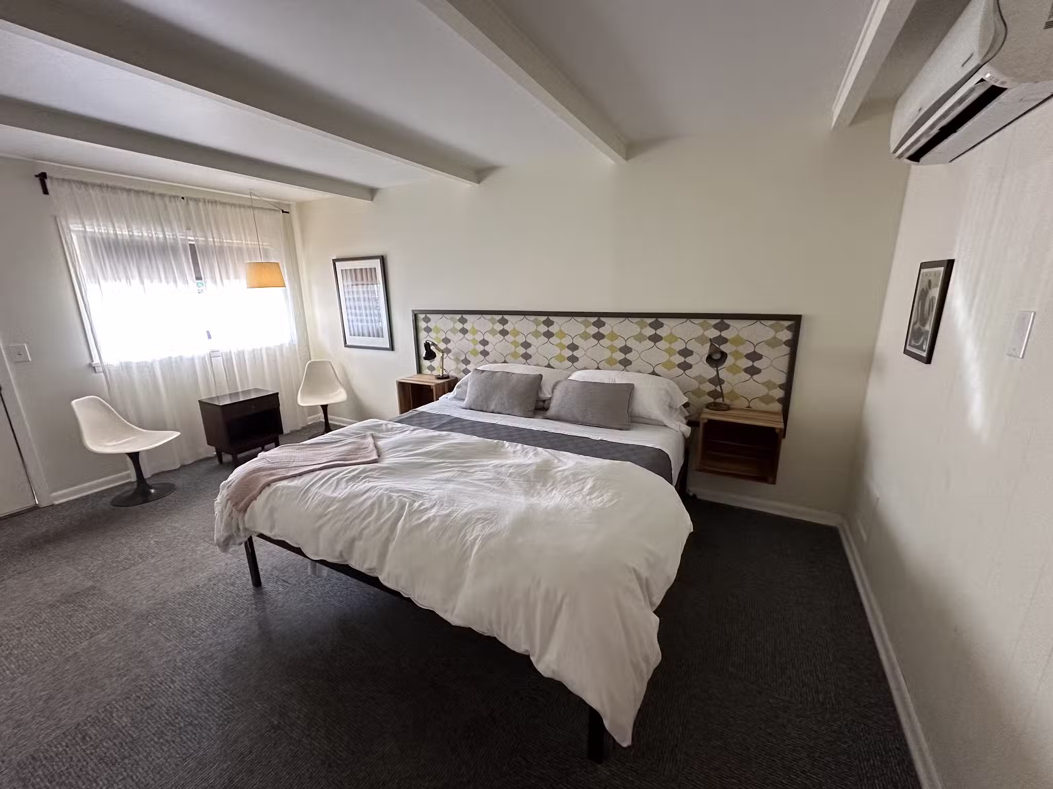 The Billy Motel & Bar / ISH Kitchen - Davis, WV