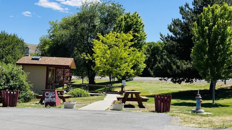 Dayville Rest Stop - Dayville, OR