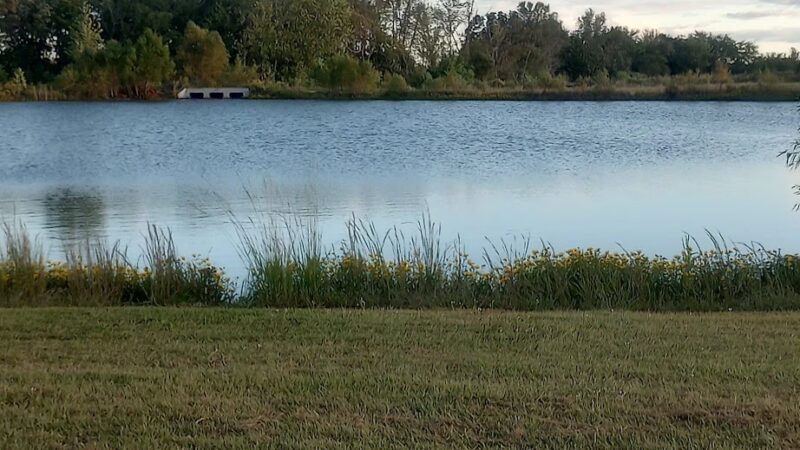 De Kalb City Lake Park - De Kalb, TX