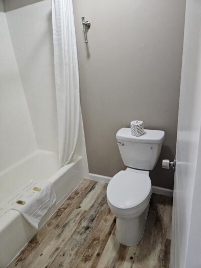 Western Big Sky Inn - Deer Lodge, MT