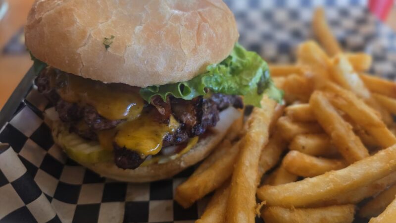 Salty Dog Eatery - Deer Park, WA