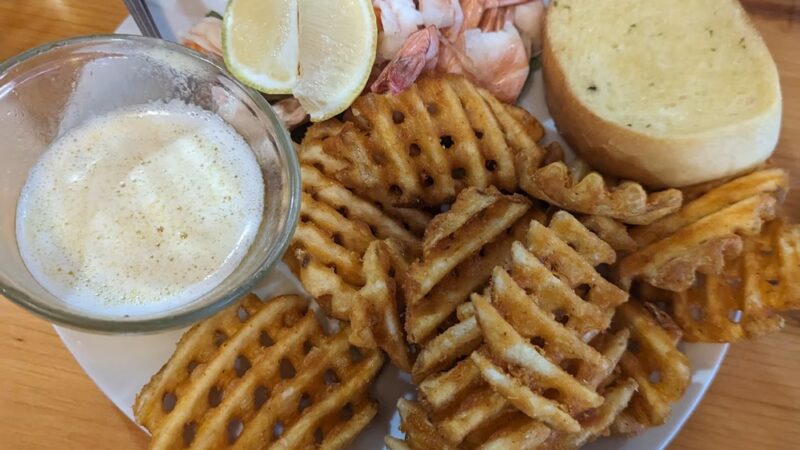 Salty Dog Eatery - Deer Park, WA
