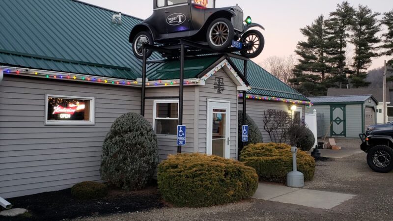 Model T Inn - Derrick City, PA