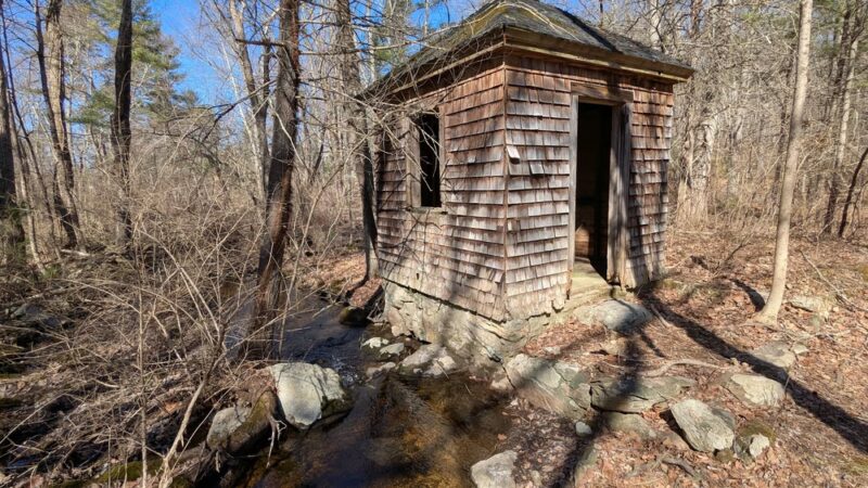 Chase Woodlands Parking Area - Dover, MA