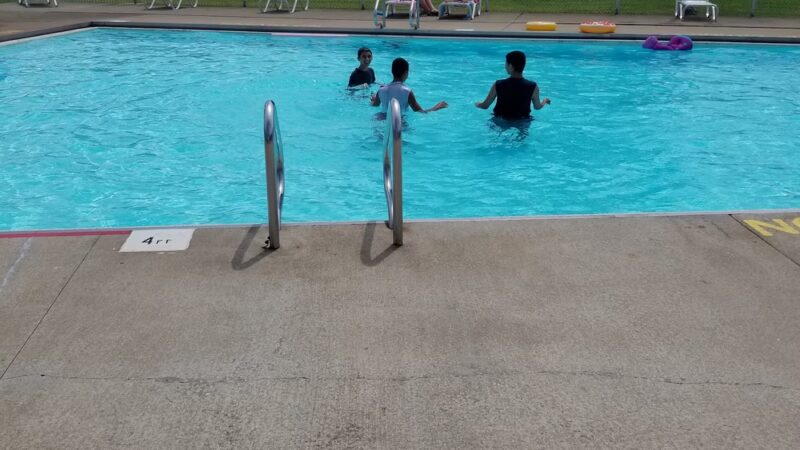 Mahoning Township Pool - Edinburg, PA