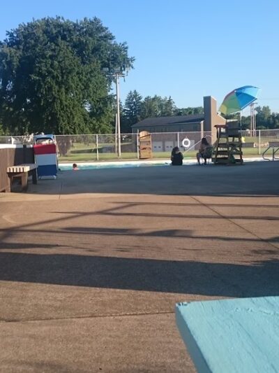Mahoning Township Pool - Edinburg, PA
