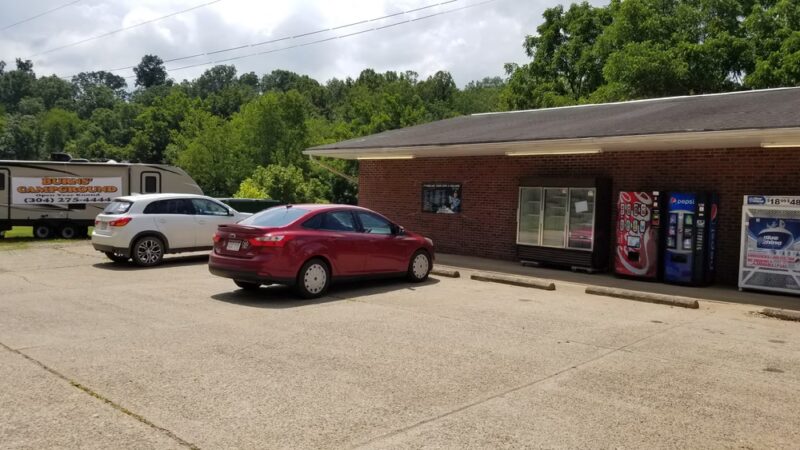 Burns Campground - Elizabeth, WV