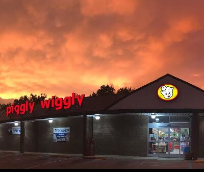 Moore's Piggly Wiggly - Elizabeth, WV