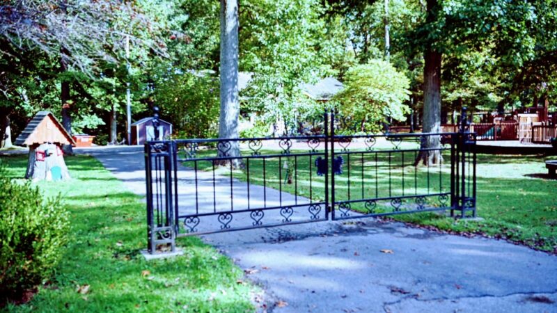 Nature Trail: Riverside Drive Trailhead - Ellwood City, PA