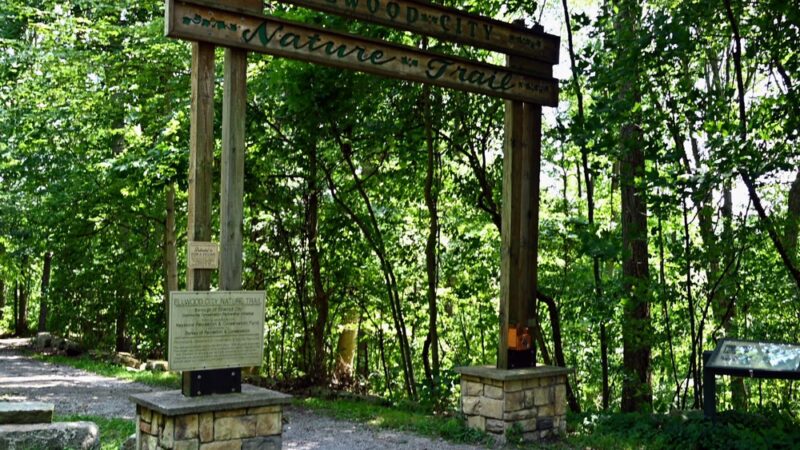 Nature Trail: Riverside Drive Trailhead - Ellwood City, PA