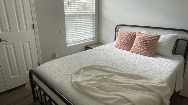 Duck Creek Apartments - Elwood, IN