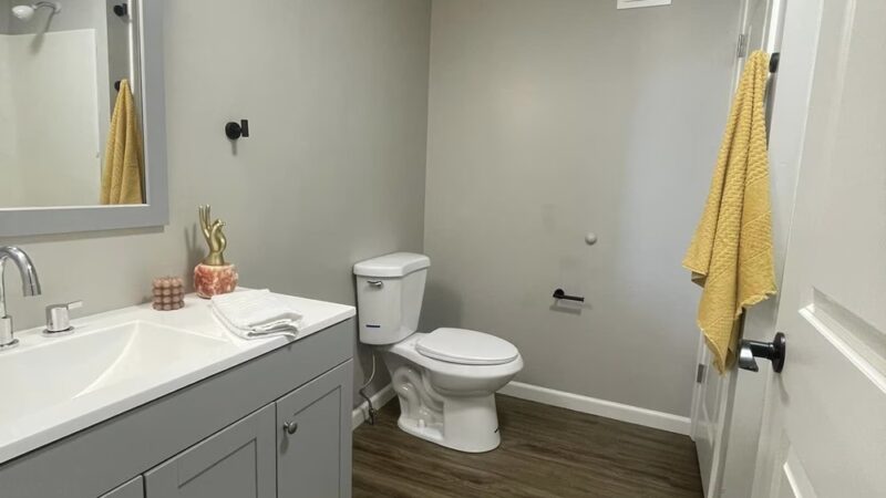 Duck Creek Apartments - Elwood, IN