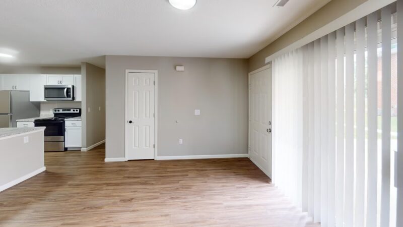 Duck Creek Apartments - Elwood, IN