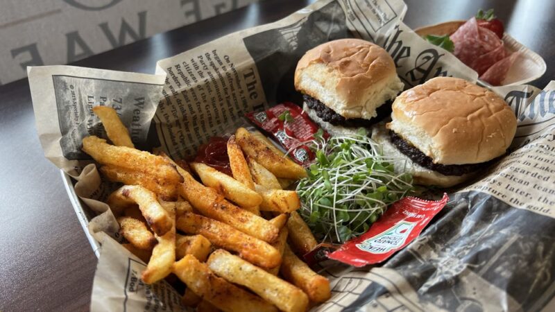 Pet Friendly Café & Indoor Dog Park - Estero, FL