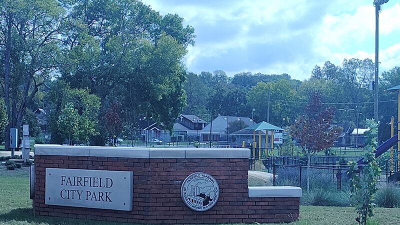 Fairfield Memorial City Park Plaza - Fairfield, AL