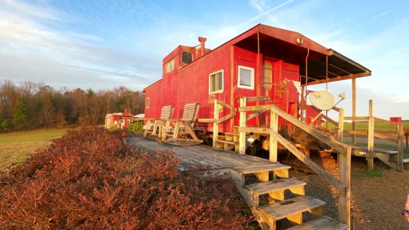 Grassy Creek Cabooses - Fancy Gap, VA