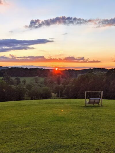 Grassy Creek Cabooses - Fancy Gap, VA