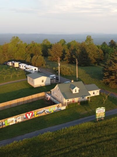 Fancy Gap Cabins and Campground - Fancy Gap, VA