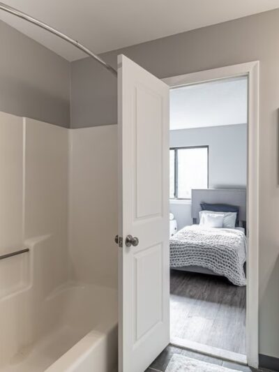 Forest Park Apartments - Farmington, CT