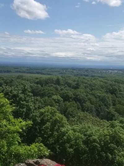 Metacomet Trail - New England National Scenic Trail - Farmington, CT