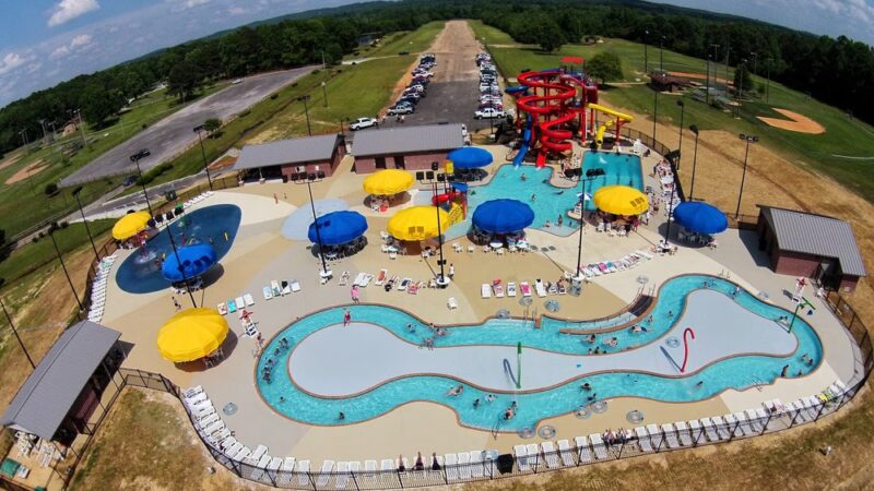 Fayette Aquatic Center - Fayette, AL