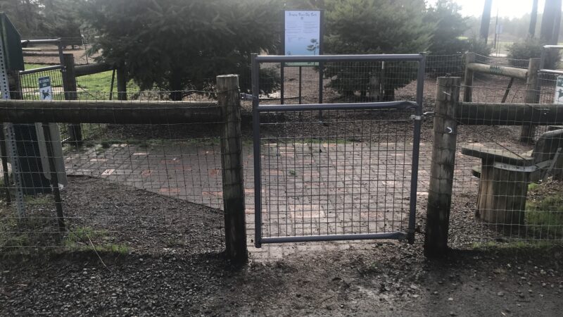Dog park and parking - Florence, OR