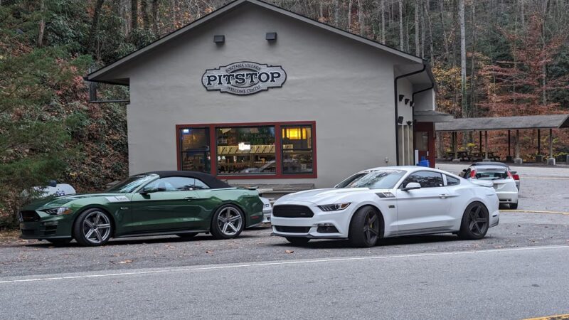 Dam Garage Gas Station - Fontana Dam, NC