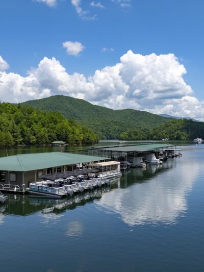 Fontana Village Marina - Fontana Dam, NC