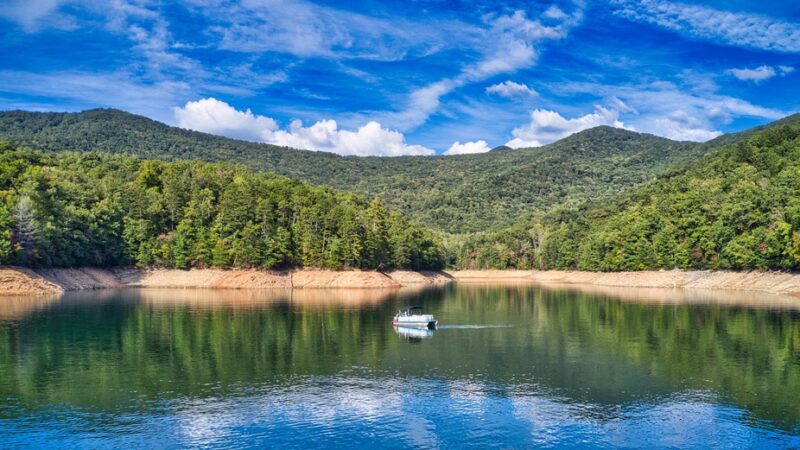 Fontana Village Marina - Fontana Dam, NC