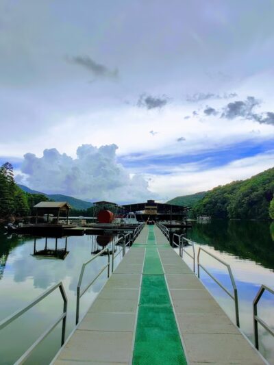 Fontana Village Marina - Fontana Dam, NC